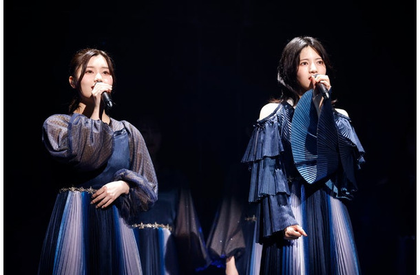 伊藤理々杏、林瑠奈／乃木坂46「32ndSGアンダーライブ」より（提供写真）