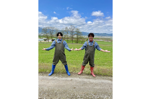 松村北斗、森崎博之（C）HBCテレビ