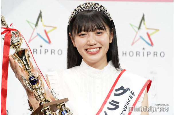 「第46回ホリプロタレントスカウトキャラバン」グランプリに輝いた塚本恋乃葉さん（C）モデルプレス