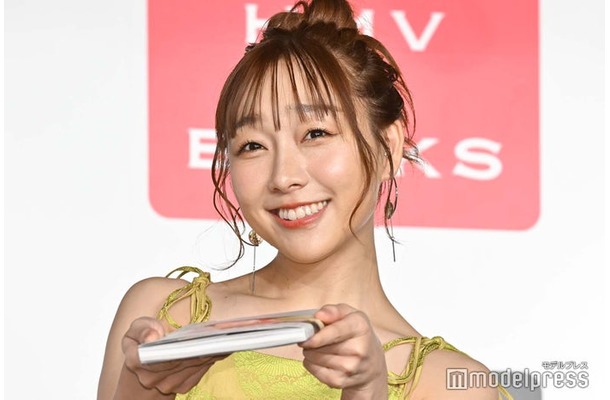『須田亜香里フォトエッセイ「がんこ」』（扶桑社）の発売記念イベント囲み取材に応じた須田亜香里（C）モデルプレス