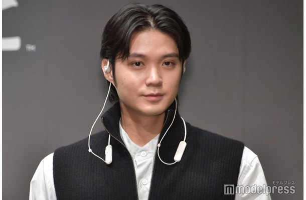 新ラインナップ発表会に出席した磯村勇斗（C）モデルプレス