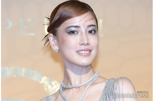 「ブルガリ セルペンティ 75周年 時を超えて紡がれる無限のストーリー展」に出席した藤井夏恋（C）モデルプレス