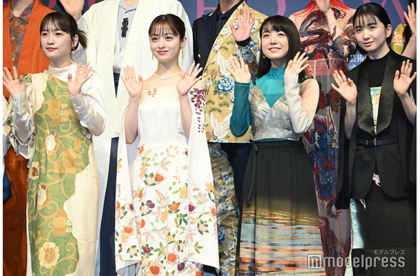 「千と千尋の神隠し」の製作発表会見に出席した川栄李奈、橋本環奈、上白石萌音、福地桃子（C）モデルプレス