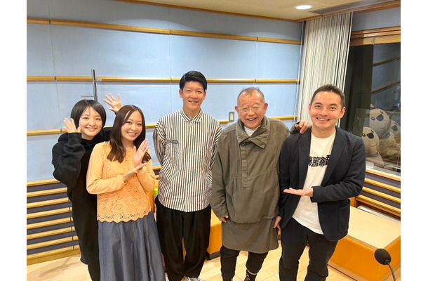 藤林温子、田口茉莉、駿河太郎、笑福亭鶴瓶、錦笑亭満堂、（C）MBS