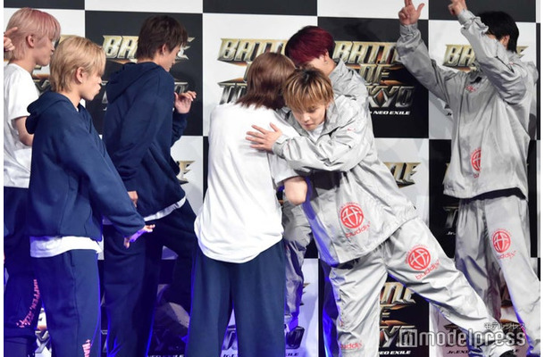 KID PHENOMENON VS FANTASTICS（C）モデルプレス