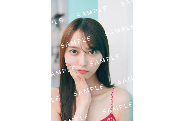 弓木奈於 1st写真集特典ポストカード：HMV／撮影：三瓶康友／ワン・パブリッシング