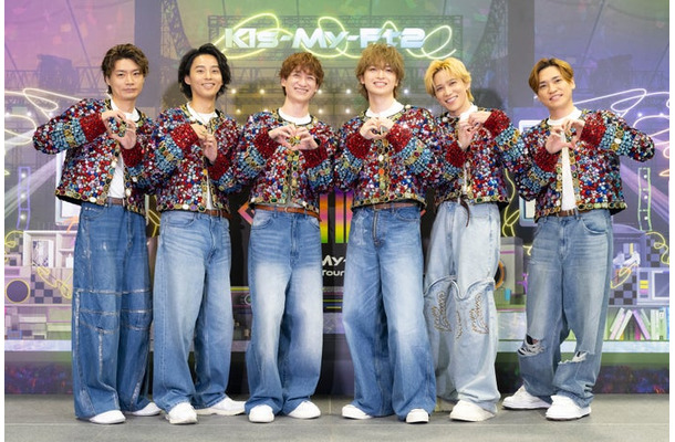 Kis-My-Ft2（左から）横尾渉、藤ヶ谷太輔、宮田俊哉、玉森裕太、千賀健永、二階堂高嗣／撮影：田中聖太郎