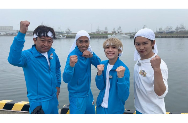 （左から）城島茂、草間リチャード敬太、松島聡、藤原丈一郎（C）日本テレビ