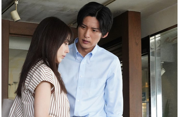 有村架純、目黒蓮「海のはじまり」第4話より（C）フジテレビ