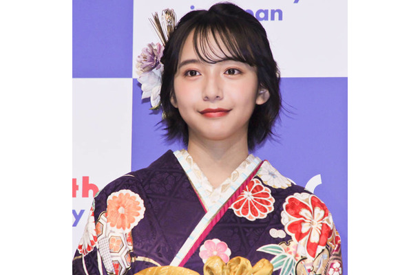 山之内すず、重度の“汗かき体質”で仕事でも一苦労「イケメンの横で1人だけ水溜まり作って」