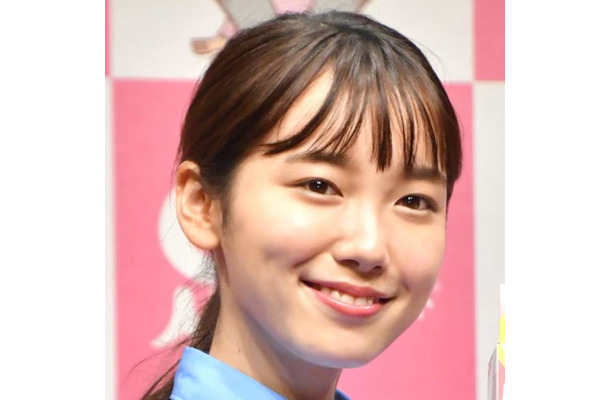 飯豊まりえ、ドラマ共演の影山優佳に“プレゼン”していることとは？「もう無理やりですけど…」