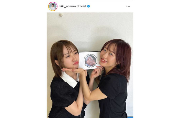 「かわいすぎて悶絶」モー娘。野中美希、小田さくらからの“たぷたぷ”SHOTに反響「大好きなふたり」