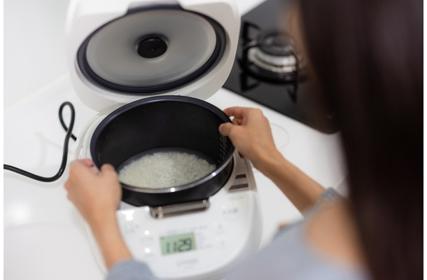 【キッチンで】中2息子が炊飯器の使い方を間違え…「大惨事になるところだった」