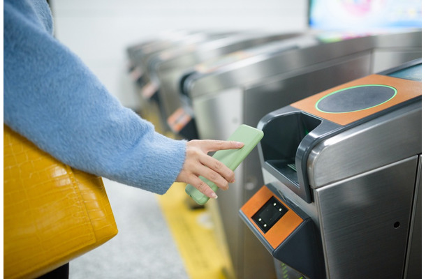 【電車で】1時間1本の電車はすでに到着。「間に合わなかった」と絶望した瞬間⇒駅員さんの神対応に「絶望からの救い」