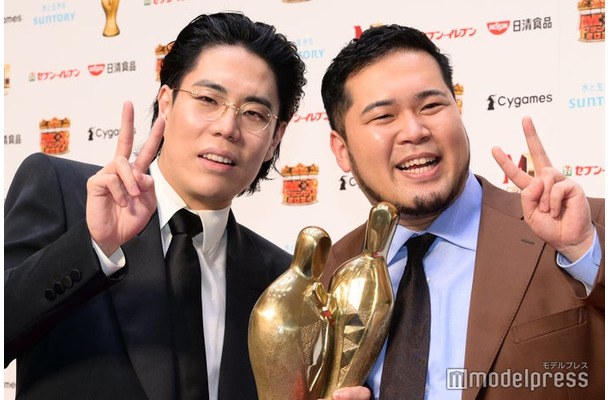 令和ロマン／高比良くるま、松井ケムリ（C）モデルプレス