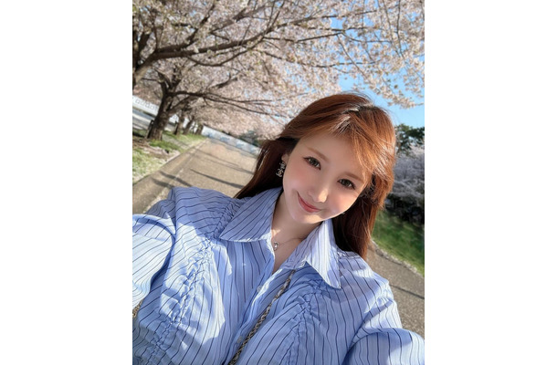桃華絵里Instagramより