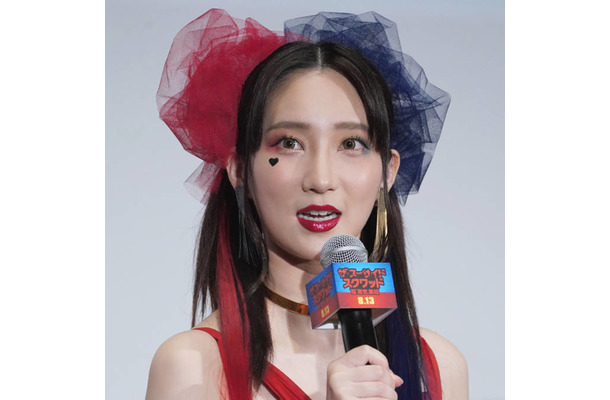 「別人かと思った！」ファーストサマーウイカ、レザー×網タイツの美脚SHOTに反響「スタイル良すぎ！」