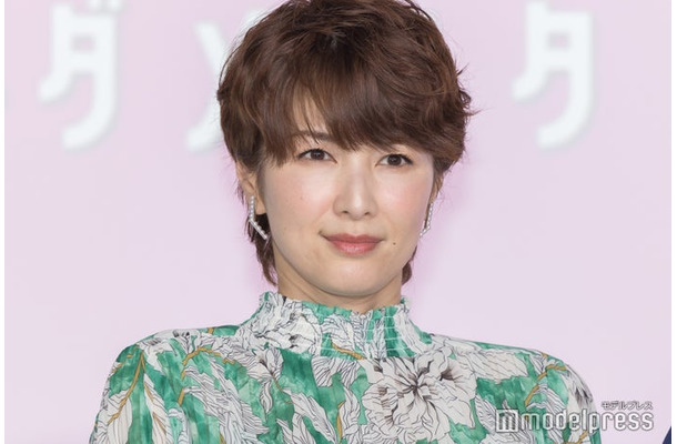 ショートヘアの吉瀬美智子（C）モデルプレス