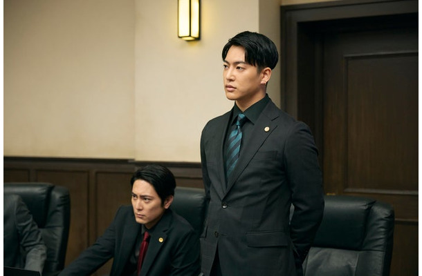 間宮祥太朗、三山凌輝「イグナイト -法の無法者-」第4話（C）TBS