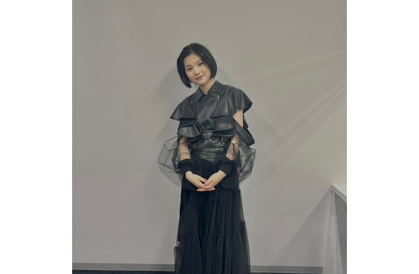 黒髪ショートの白倉碧空／Instagramより