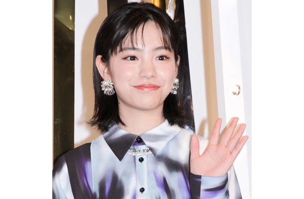 當真あみ『ちはやふる』原作者からの“競技かるた部”似顔絵イラストに感激「それぞれとても似ていて…」