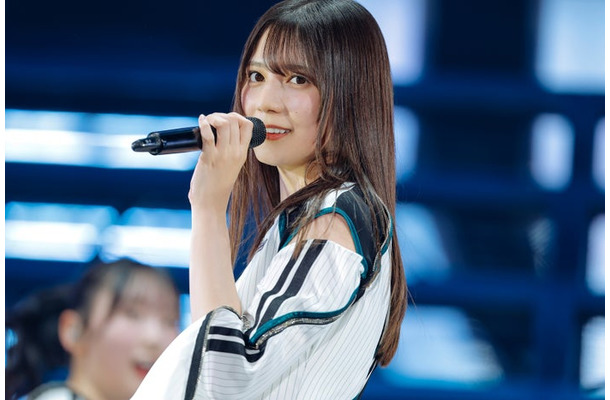 小坂菜緒「日向坂46 BRAND NEW LIVE 2025『OVER THE RAINBOW』」撮影：上山陽介
