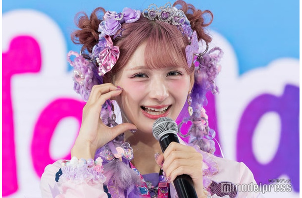 しなこ（C）モデルプレス