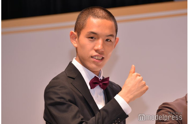 イメチェン前の都築拓紀（C）モデルプレス
