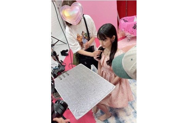 今夏で芸能界引退の道重さゆみ、ラストシングルのキュートなオフSHOTに絶賛の声「お姫様だね」「過去1好きかも」