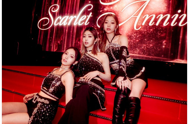 IS:SUE（C）LAPONE GIRLS