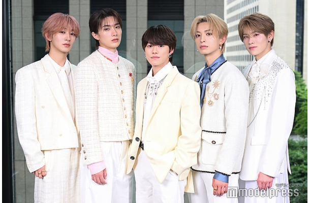 モデルプレスのインタビューに応じたLiKE LEGEND（左から）NAOYA、山中柔太朗、大橋和也、木村慧人、大久保波留（C）モデルプレス