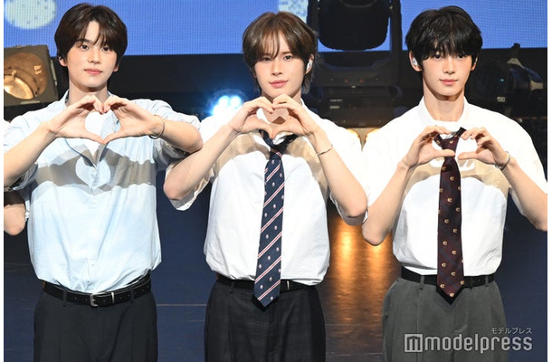 （左から）SHINYU（シンユ）、KYUNGMIN（ギョンミン）、HANJIN（ハンジン） （C）モデルプレス