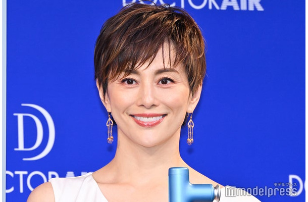 米倉涼子 （C）モデルプレス
