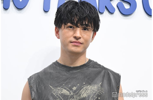「THE NEXT 40 YEARS OF DENIM」のフォトコールに出席した佐野玲於（C）モデルプレス