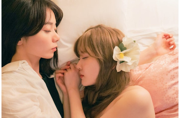 森カンナ、加藤史帆（C）「彩香ちゃんは弘子先輩に恋してる 2nd Stage」製作委員会・MBS／第2話より