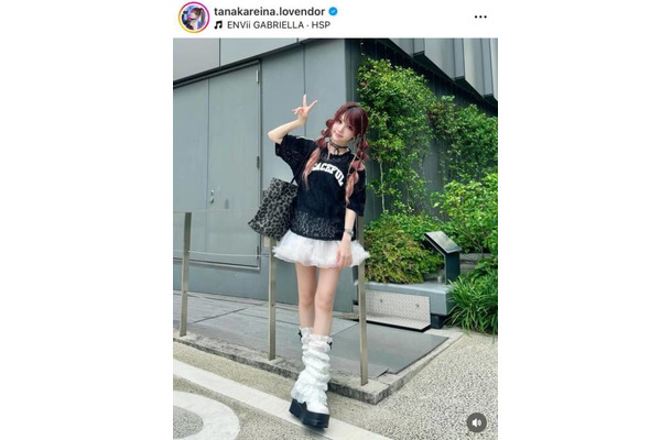 「スタイル抜群」田中れいな、美シルエットのモノトーンコーデに絶賛の声「理想的な着こなし」