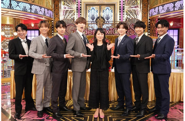 藤森慎吾、田中樹、高地優吾、ジェシー、菅野美穂、京本大我、松村北斗、森本慎太郎（C）日本テレビ