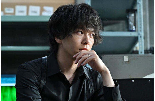 中村倫也「DOPE 麻薬取締部特捜課」第6話（C）TBS