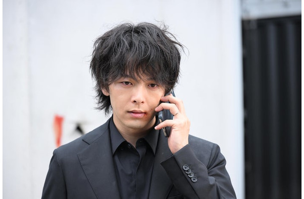 中村倫也「DOPE 麻薬取締部特捜課」第6話(C)TBS
