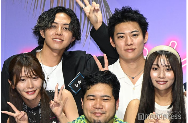 まいか&しんカップル、みれい&だいすけカップル/まいか、しんたろー、早川大輔、神山みれい(C)モデルプレス