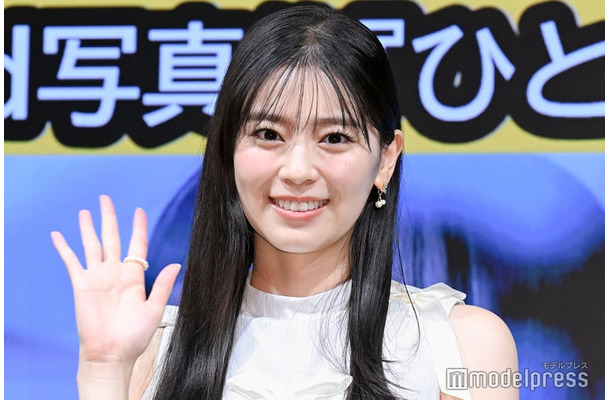 2nd写真集『ひとかけら』の発売記念会見に出席した坂井仁香（C）モデルプレス
