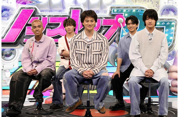 Aぇ! group／草間リチャード敬太、末澤誠也、小島健、正門良規、佐野晶哉（C）フジテレビ