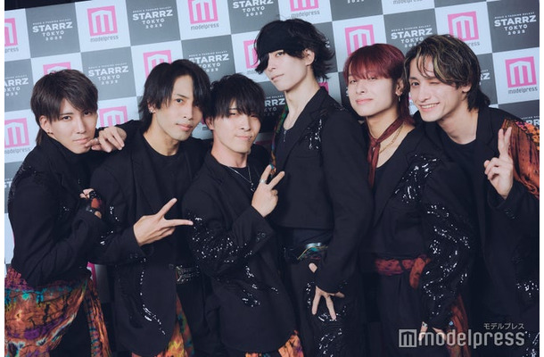 モデルプレスのインタビューに応じた(左から)まりん、カナタ、ハネル、芝健、まさと、なおや/アナタシア(C)モデルプレス