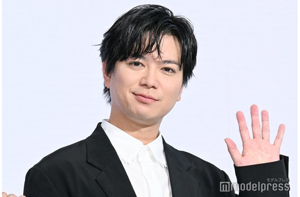 発表会に出席した加藤シゲアキ（C）モデルプレス