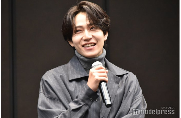 初対面での自己紹介「恒松祐里ですっ」を高音ボイスで真似する橋本将生（C）モデルプレス