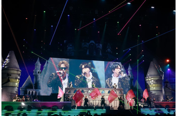 NEWS「NEWS LIVE TOUR 2025 変身」（提供写真）