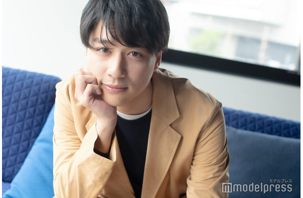6代目バチェラーの久次米一輝（C）モデルプレス