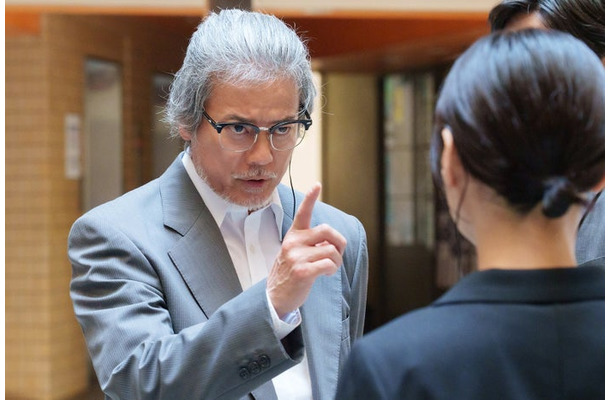 唐沢寿明「コーチ」第1話(C)「コーチ」製作委員会