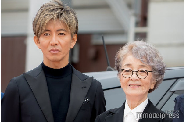 『TOKYOタクシー』タクシーセレモニー＆完成披露試写会に出席した木村拓哉＆倍賞千恵子（C）モデルプレス
