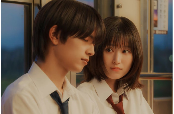 高橋恭平、福本莉子(C)WOWOW